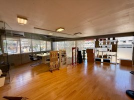 Office Rent Vte.lopez With Garage of Cort