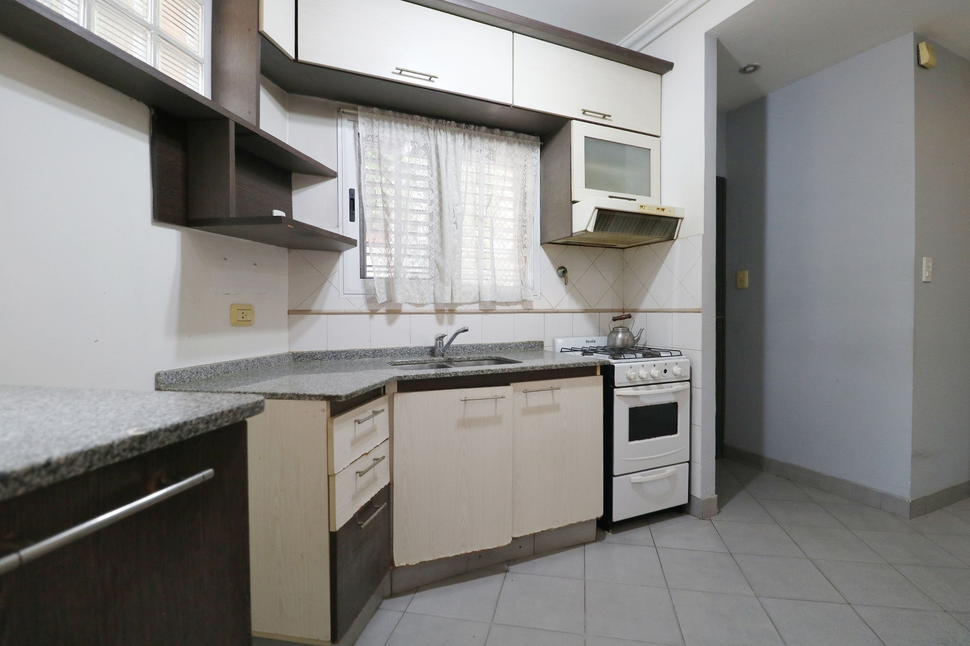 Venta Ph 2 Ambientes C/Escrit Y Patio Carapachay