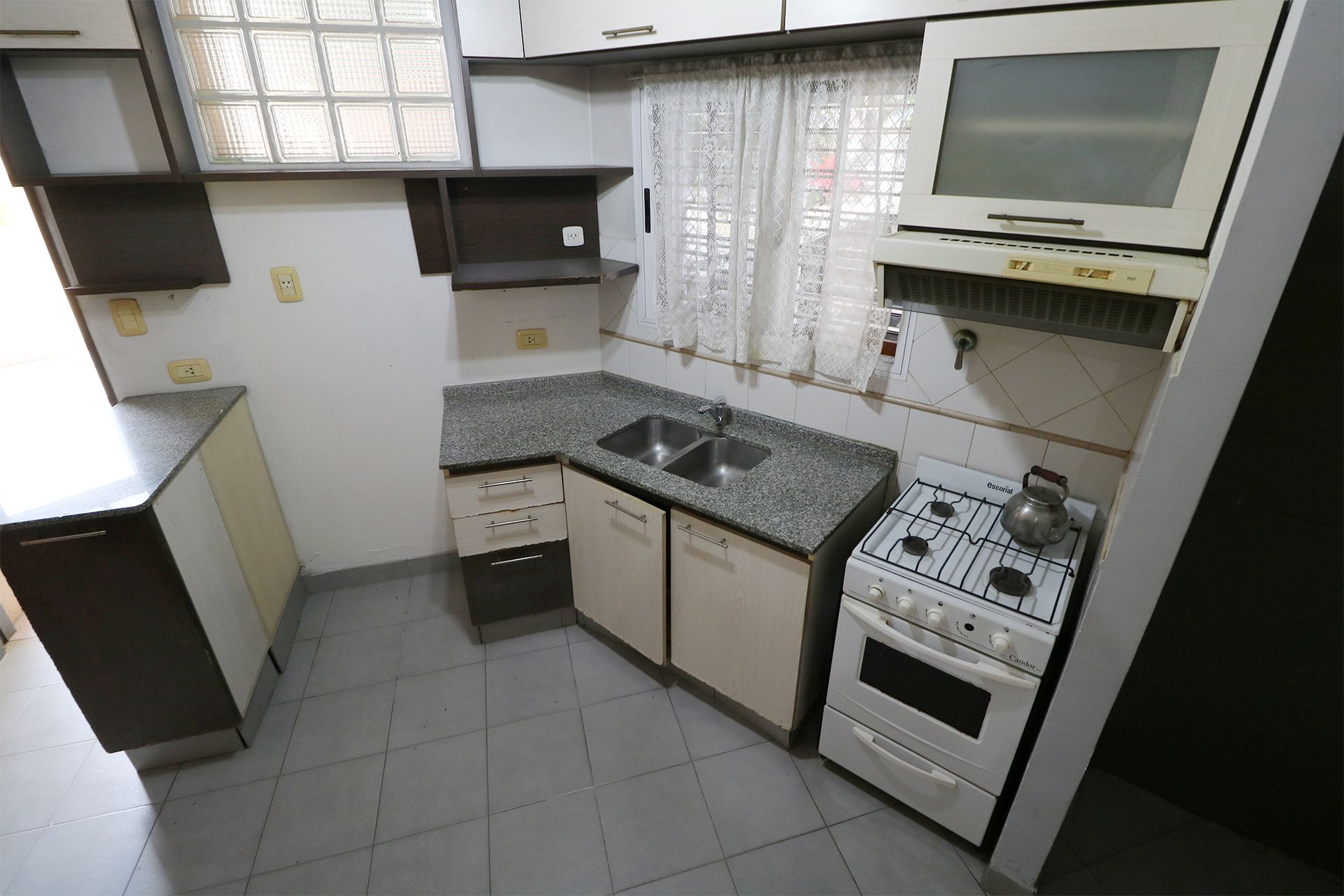 Venta Ph 2 Ambientes C/Escrit Y Patio Carapachay