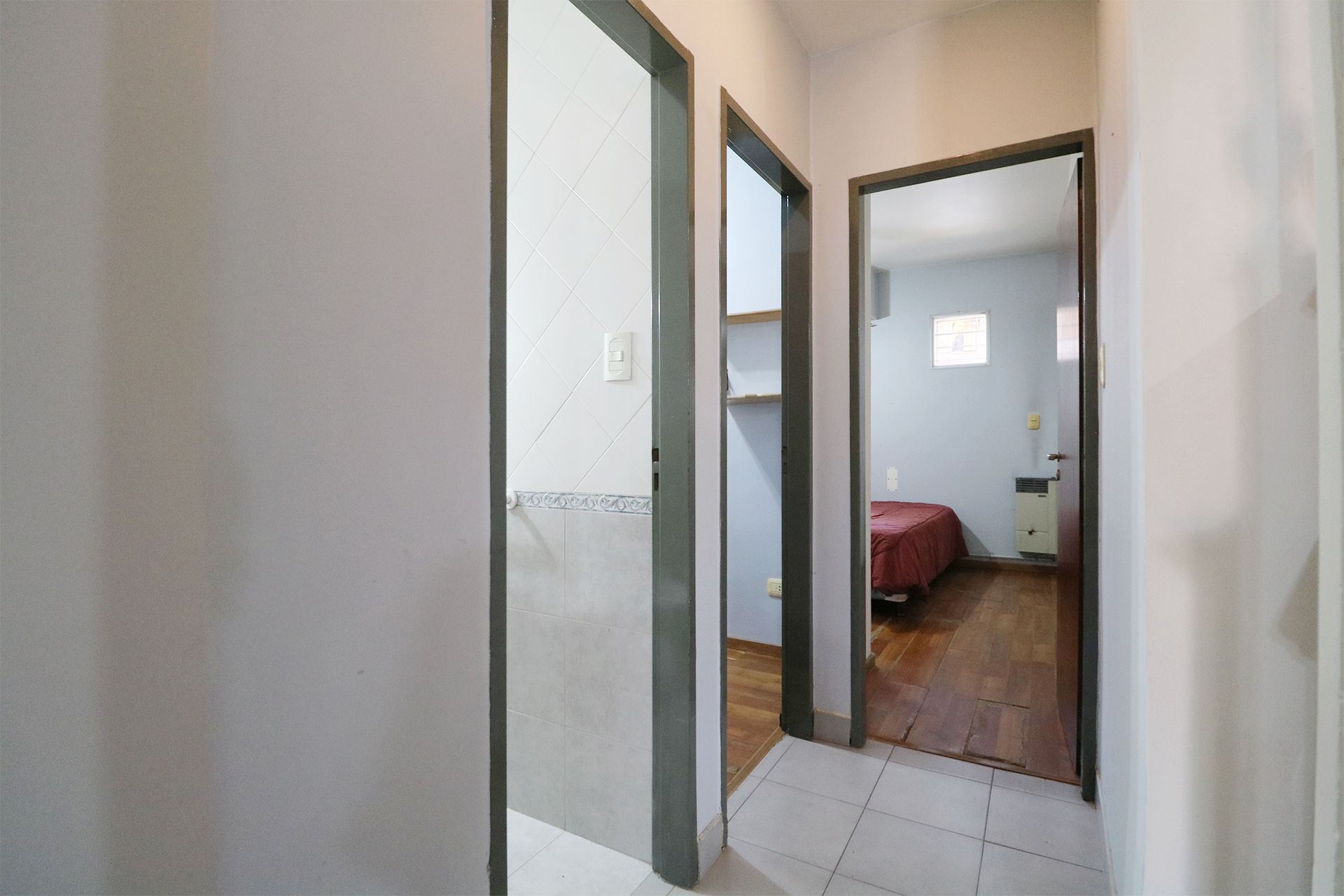 Venta Ph 2 Ambientes C/Escrit Y Patio Carapachay