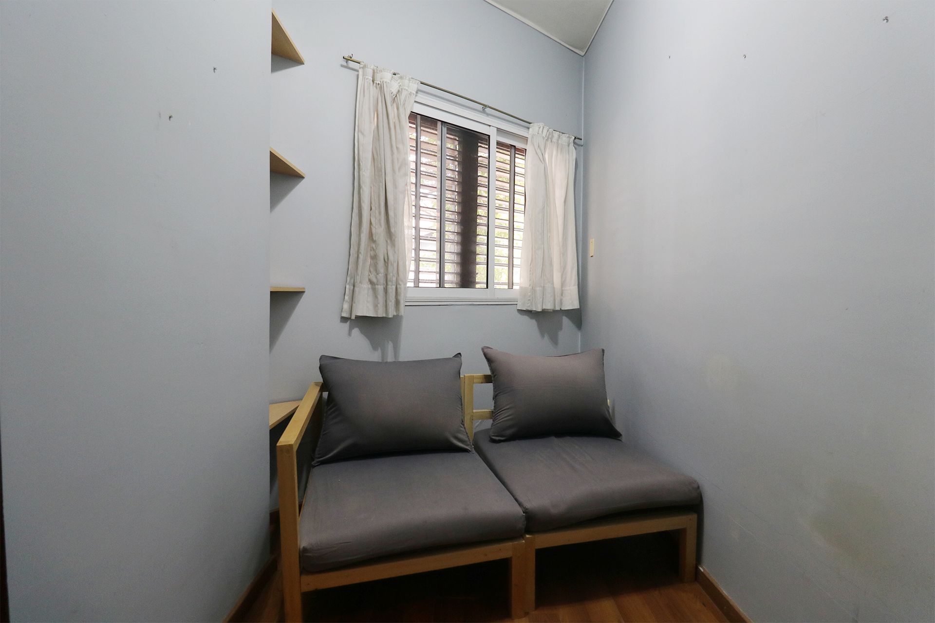 Venta Ph 2 Ambientes C/Escrit Y Patio Carapachay