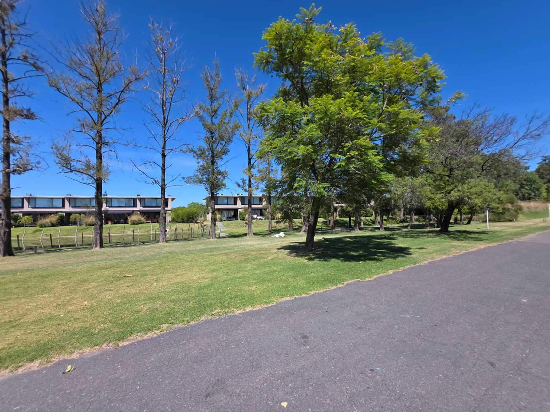 Venta Casa 6 Amb Club De Campo Hacoaj Lote 1000 M2