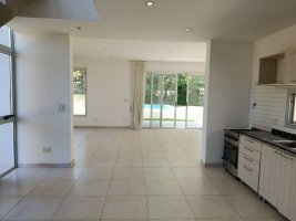 Casa 5 Amb. En Alquiler B° Alvear De Benavidez