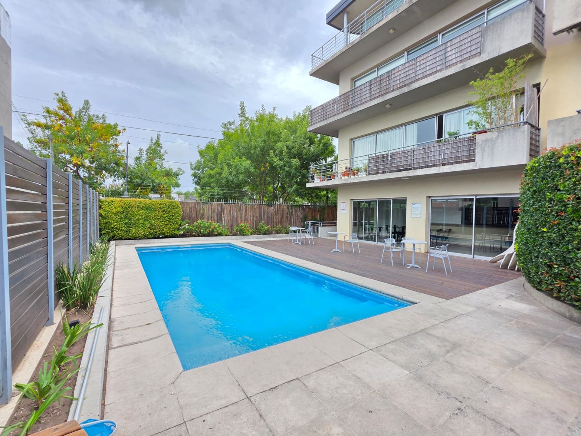 Alq Depto 2 Amb En Tigre Con Cochera Y Amenities