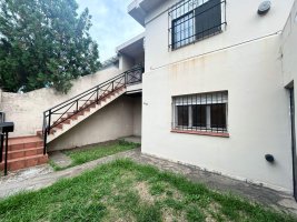 For Sale multi‑family house 4‑bedroom in Beccar