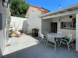 House 3‑bedroom with patio and terrace – Olivos