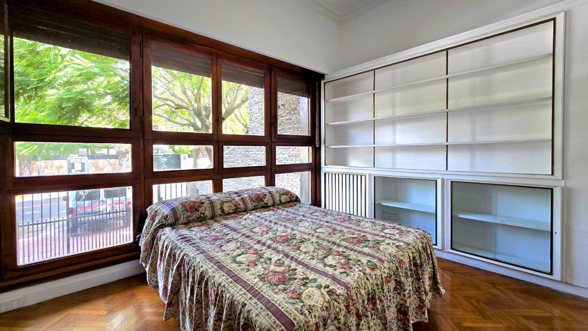 Venta Casa Martinez 8 Ambientes Pileta Cocheras