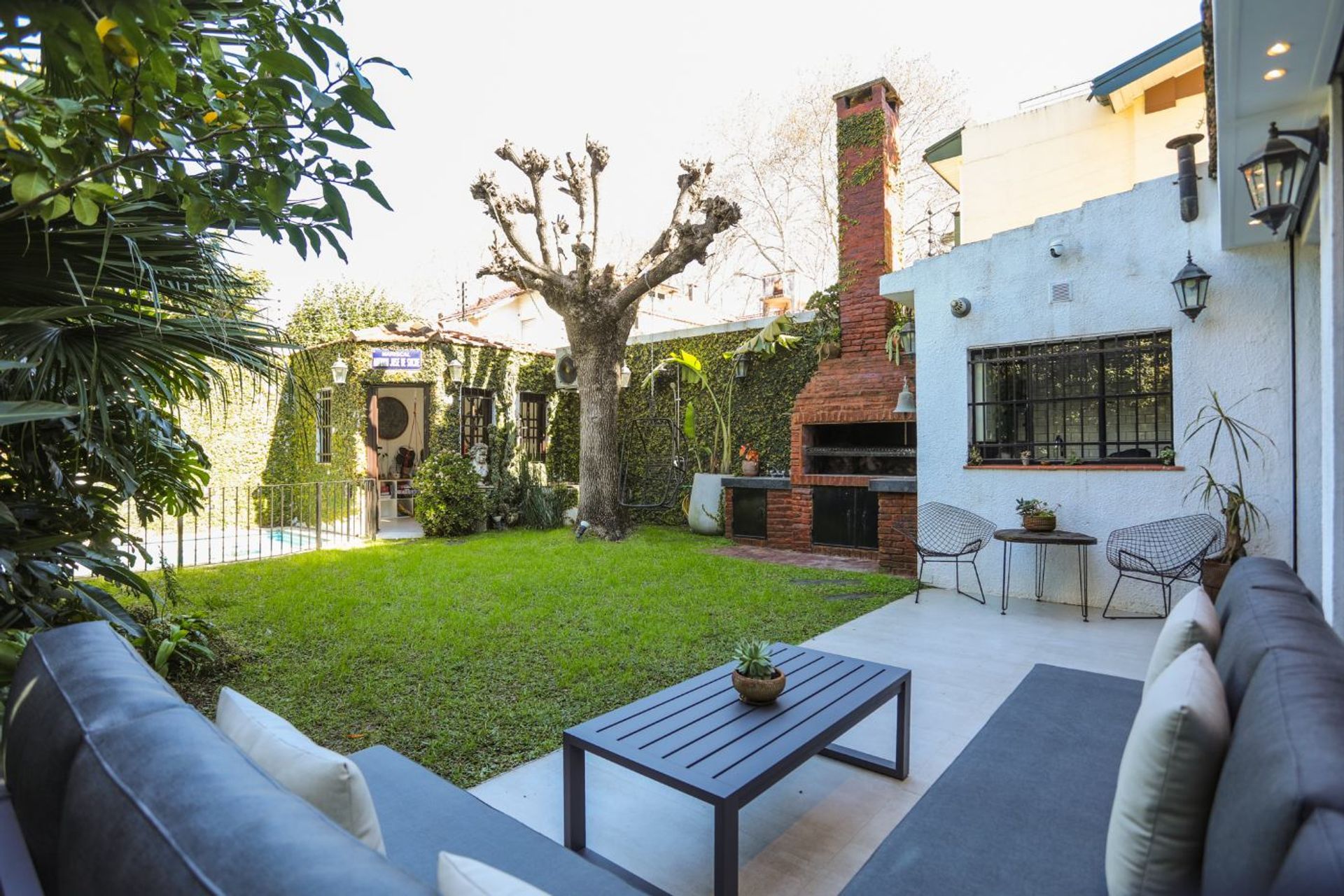 Venta Casa De Revista Olivos Totalmente Equipada