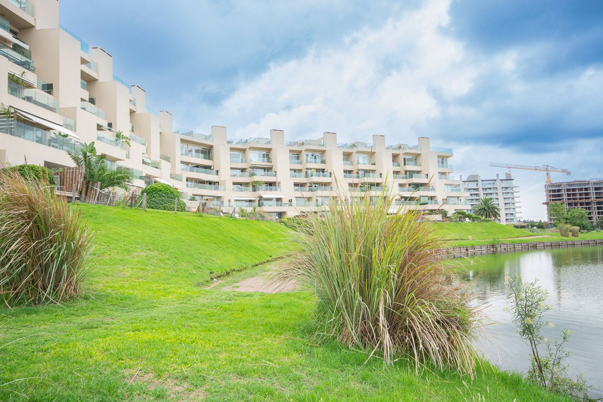 SEMIPISO NORDELTA PRAIA 4 amb vista lago central