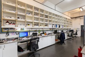 Galpon Laboratorio Con Oficinas En Villa Martelli