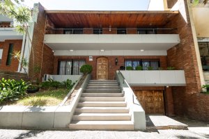 Venta Casa 5 Ambientes C/Dep Olivos Jardín Pileta