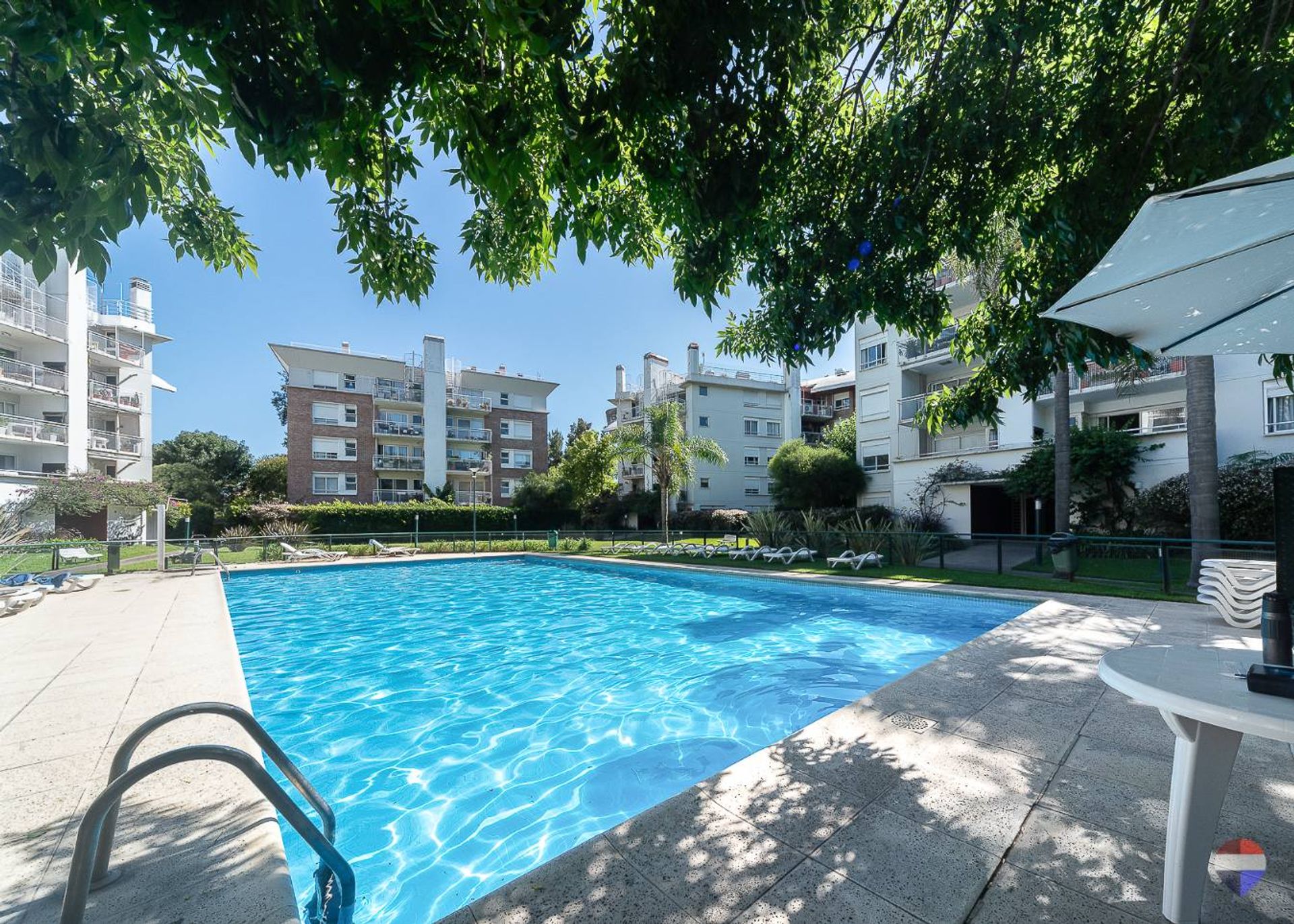 Venta - 3 Ambientes C/Cochera - Talar De Martinez