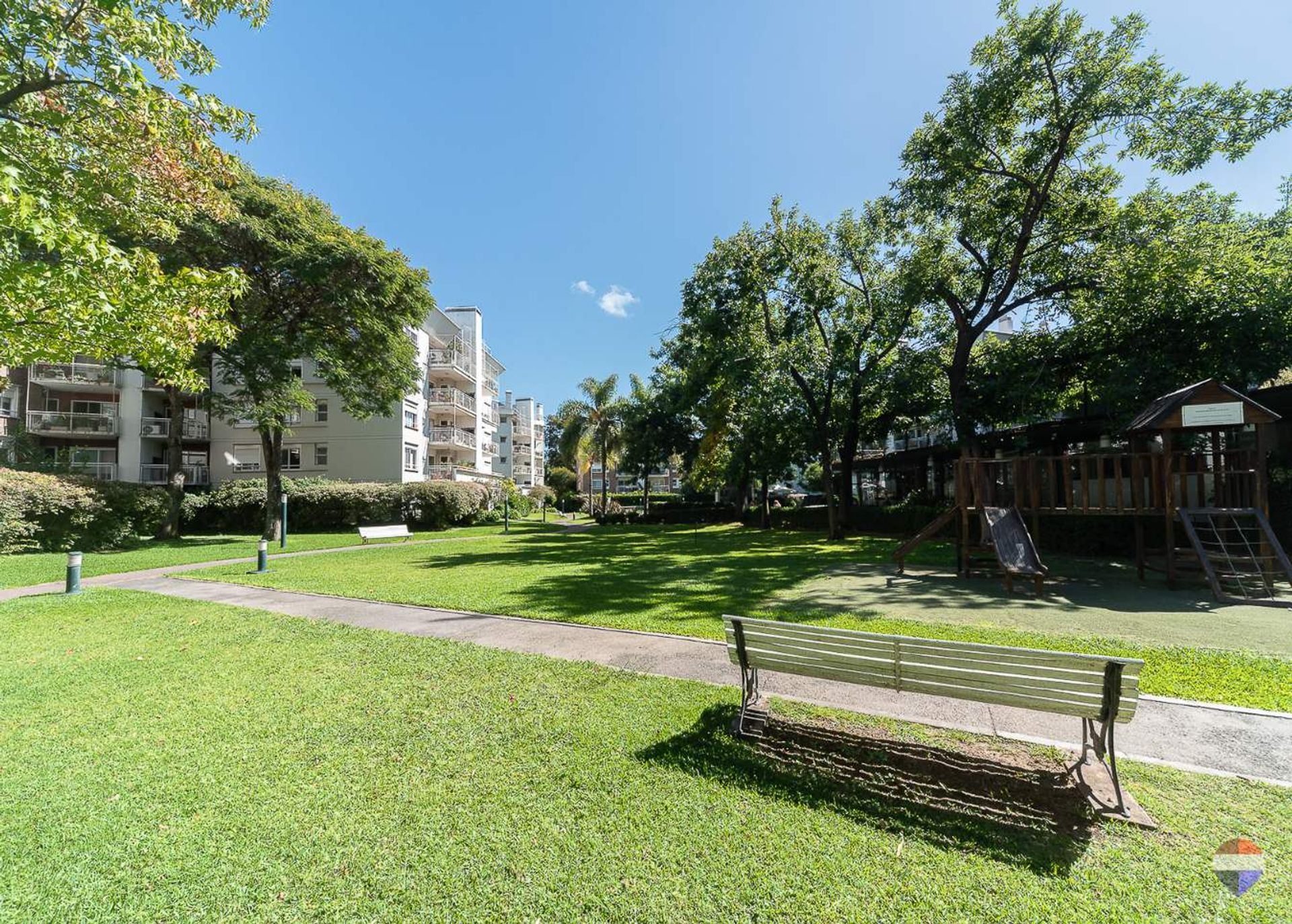 Venta - 3 Ambientes C/Cochera - Talar De Martinez
