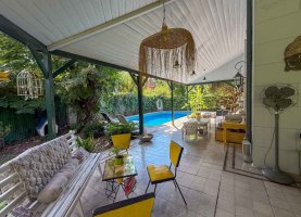 Sale House English Style 19th Garden Pool Tigre