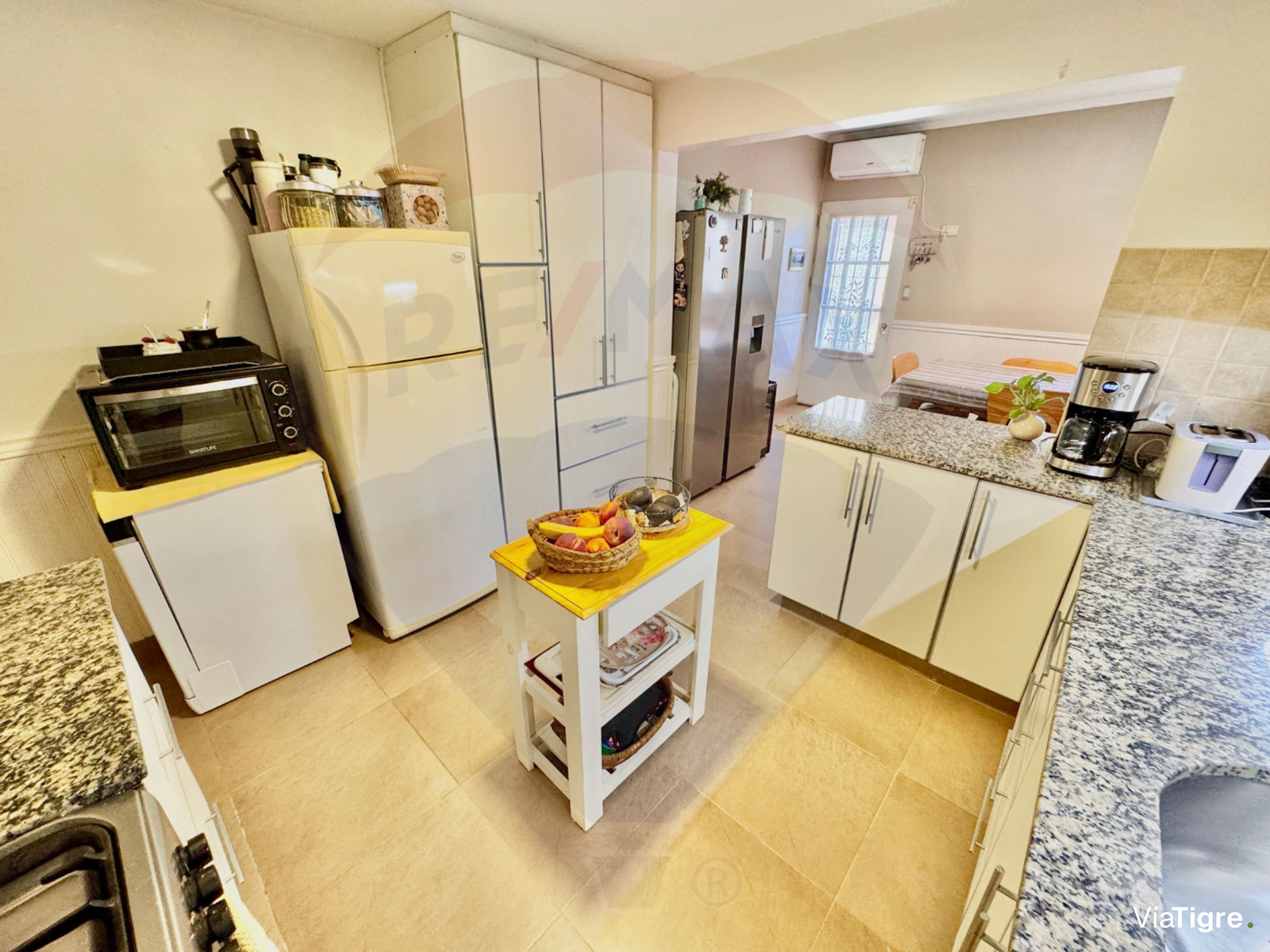 casa 6 ambientes con jardin y pileta martinez
