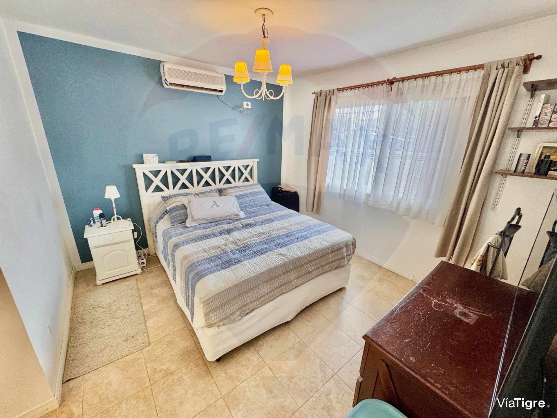 casa 6 ambientes con jardin y pileta martinez