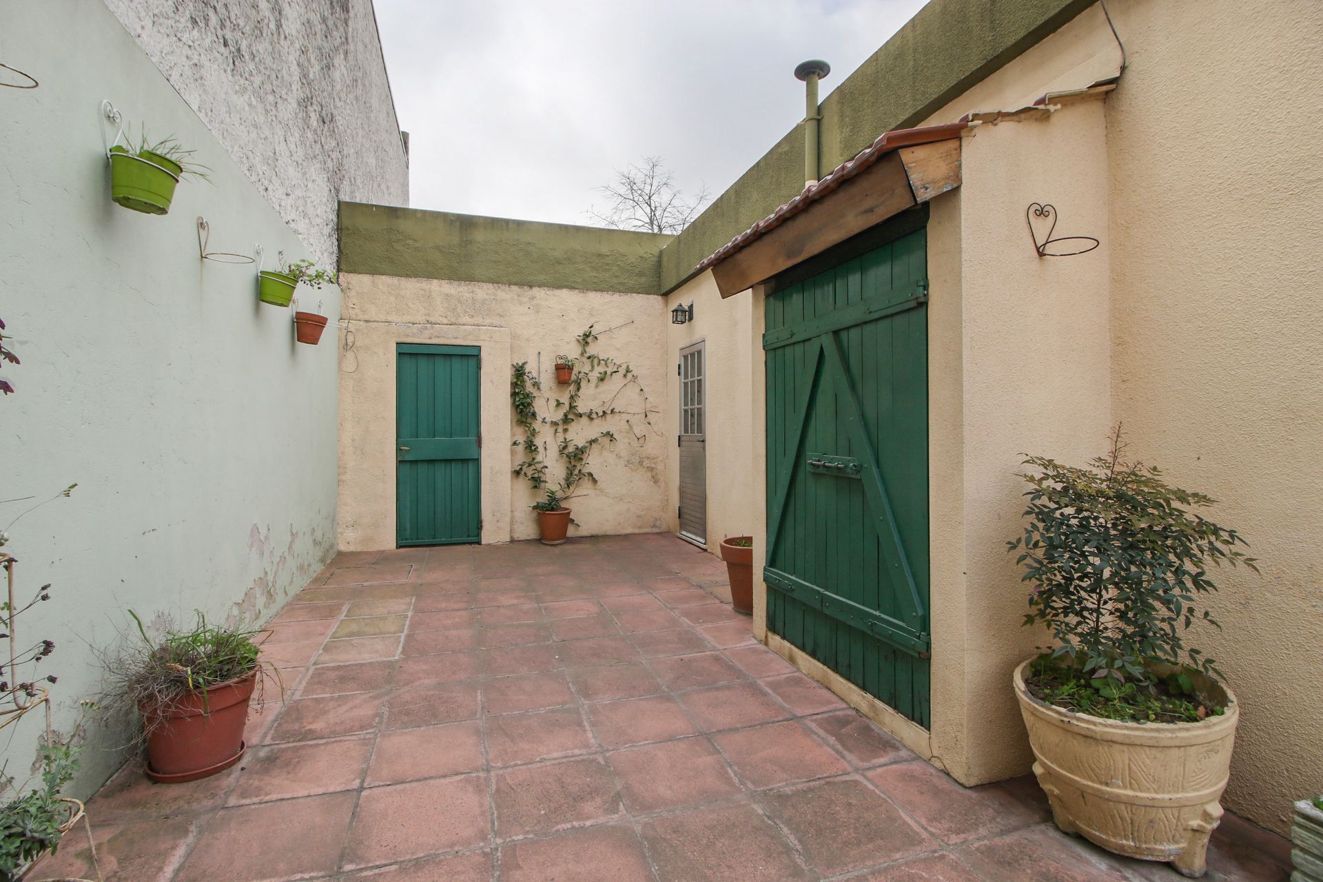 Venta lote 2 casas de 4 amb + quincho y cochera