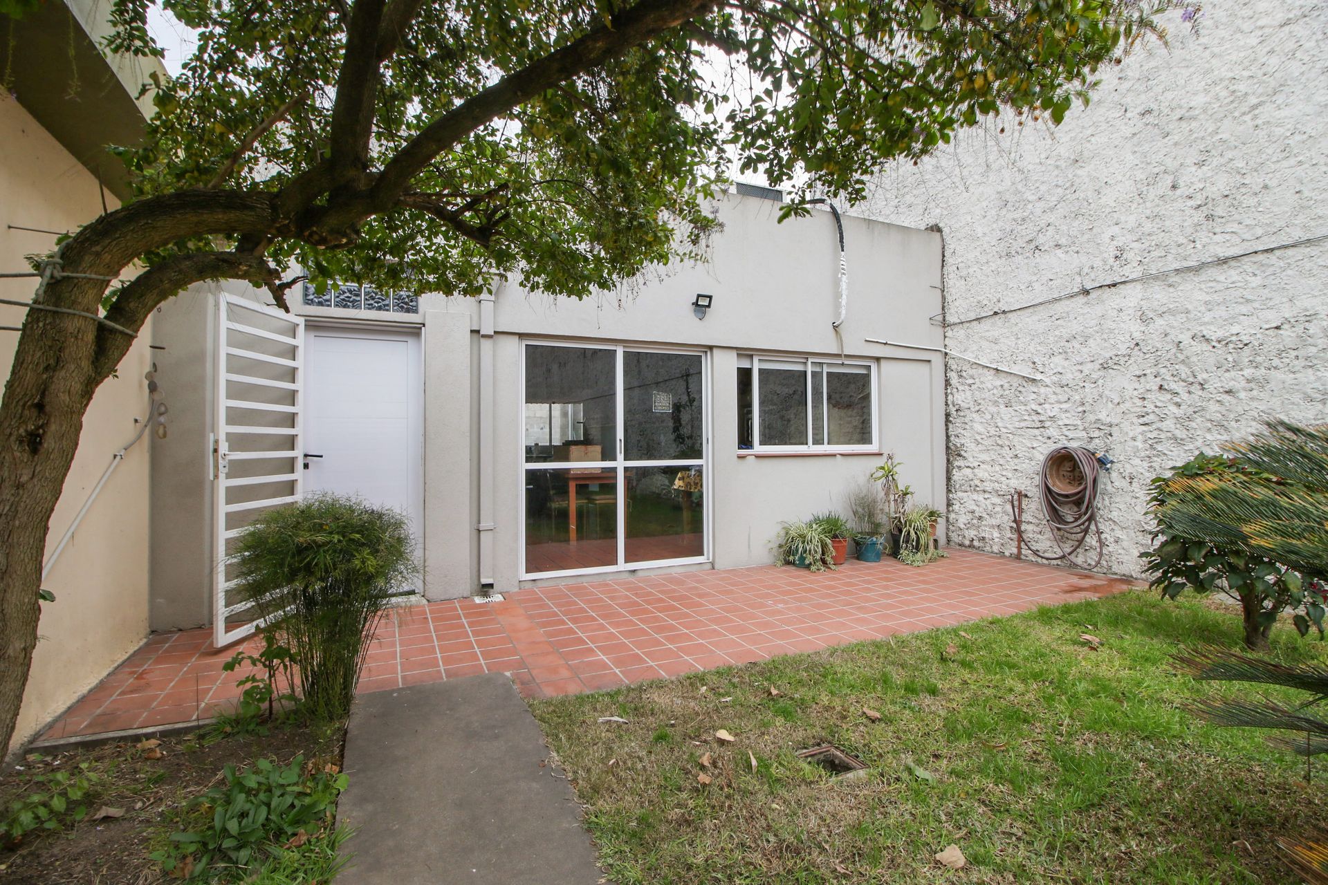 Venta lote 2 casas de 4 amb + quincho y cochera