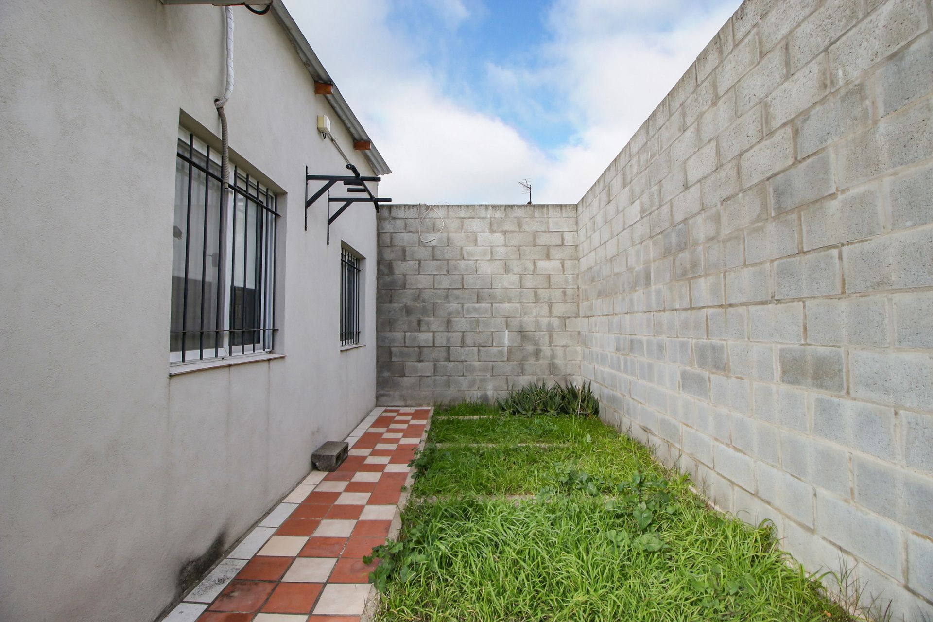 Venta lote 2 casas de 4 amb + quincho y cochera