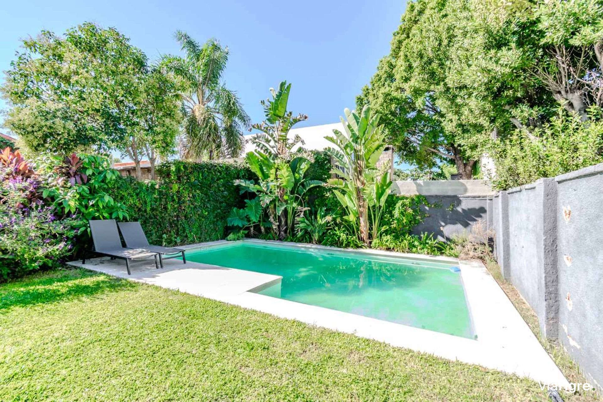 Casa en venta 5 ambientes jardin y pileta