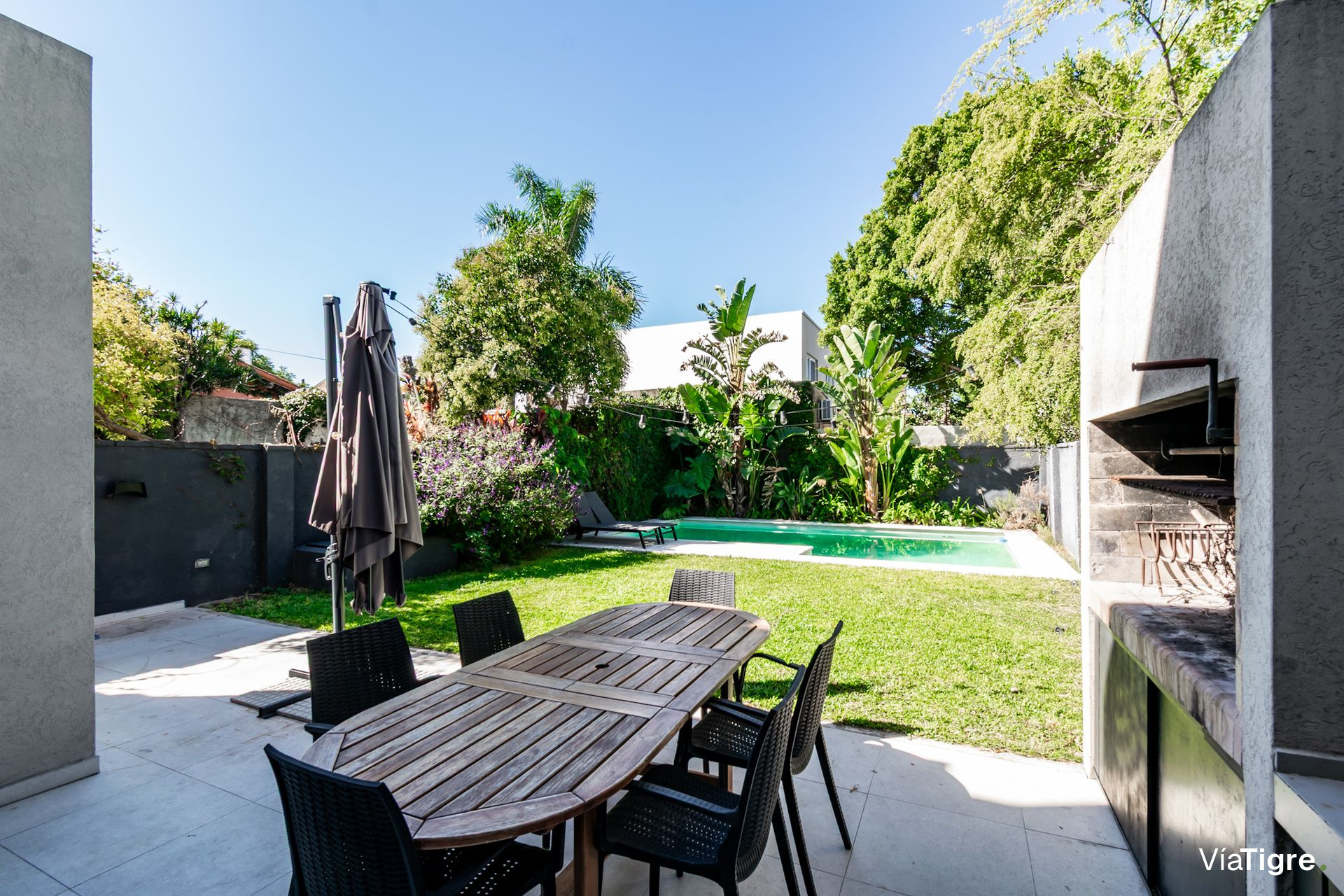 Casa en venta 5 ambientes jardin y pileta