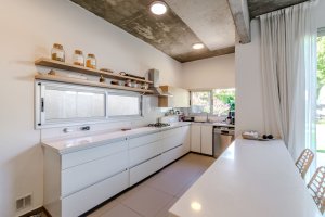 House for rent 4‑bedroom garden and pool