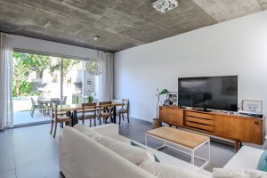 House for rent 4‑bedroom garden and pool