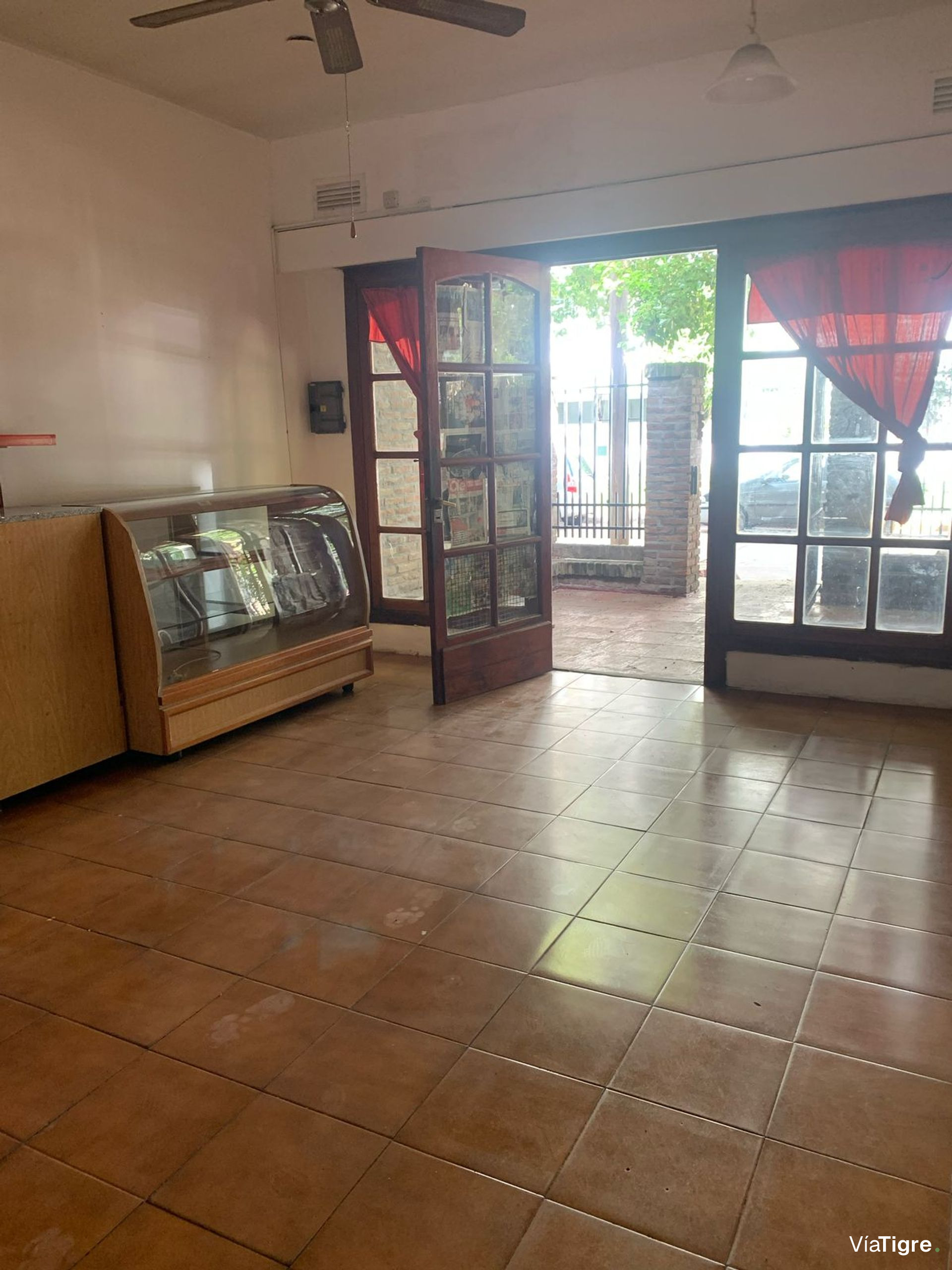 Excelente Casa San Isidro