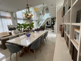 Rent House A La Laguna in Nordelta Los Alisos!