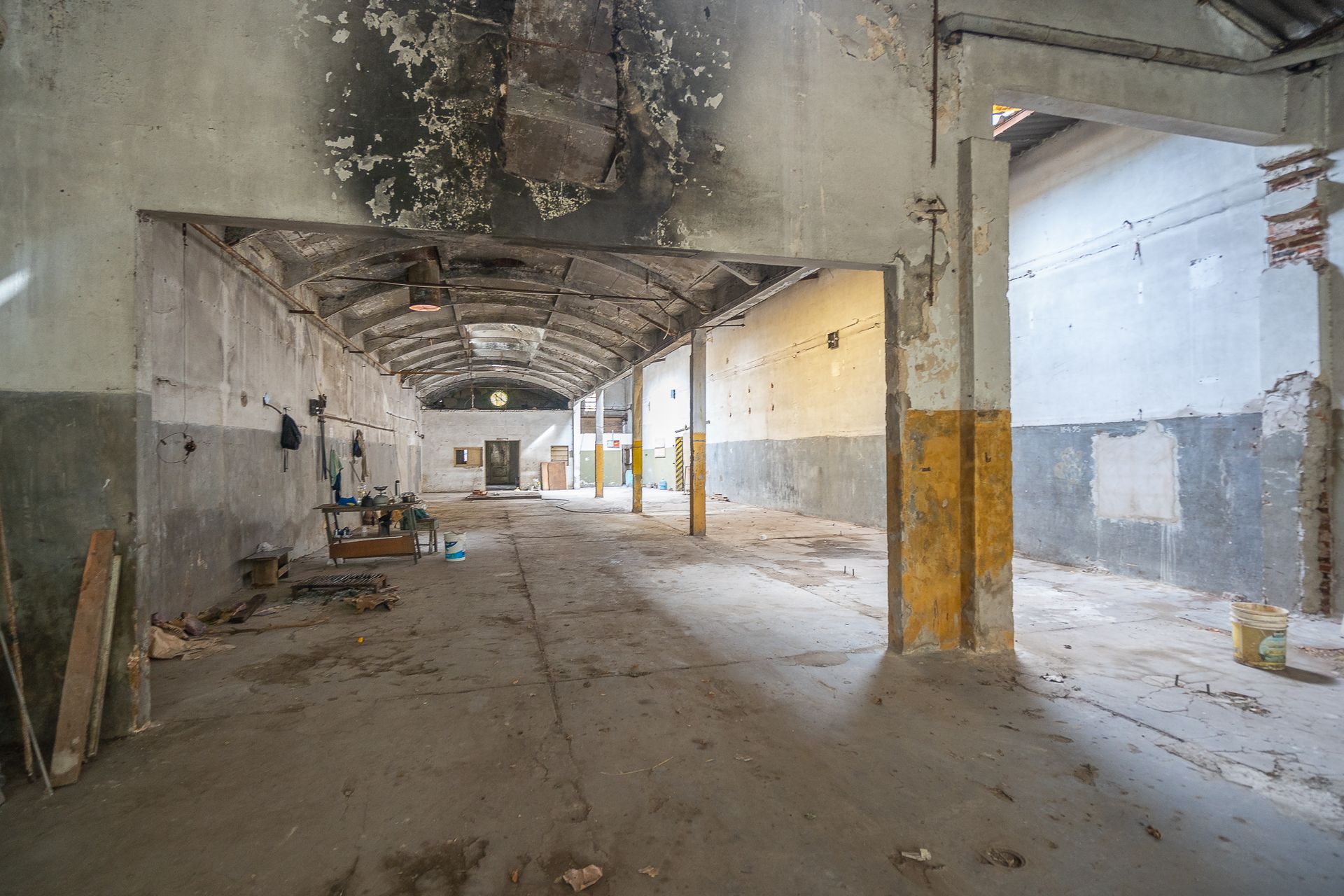 Venta Galpón/ Deposito 2700M2 En Boulogne Inversor