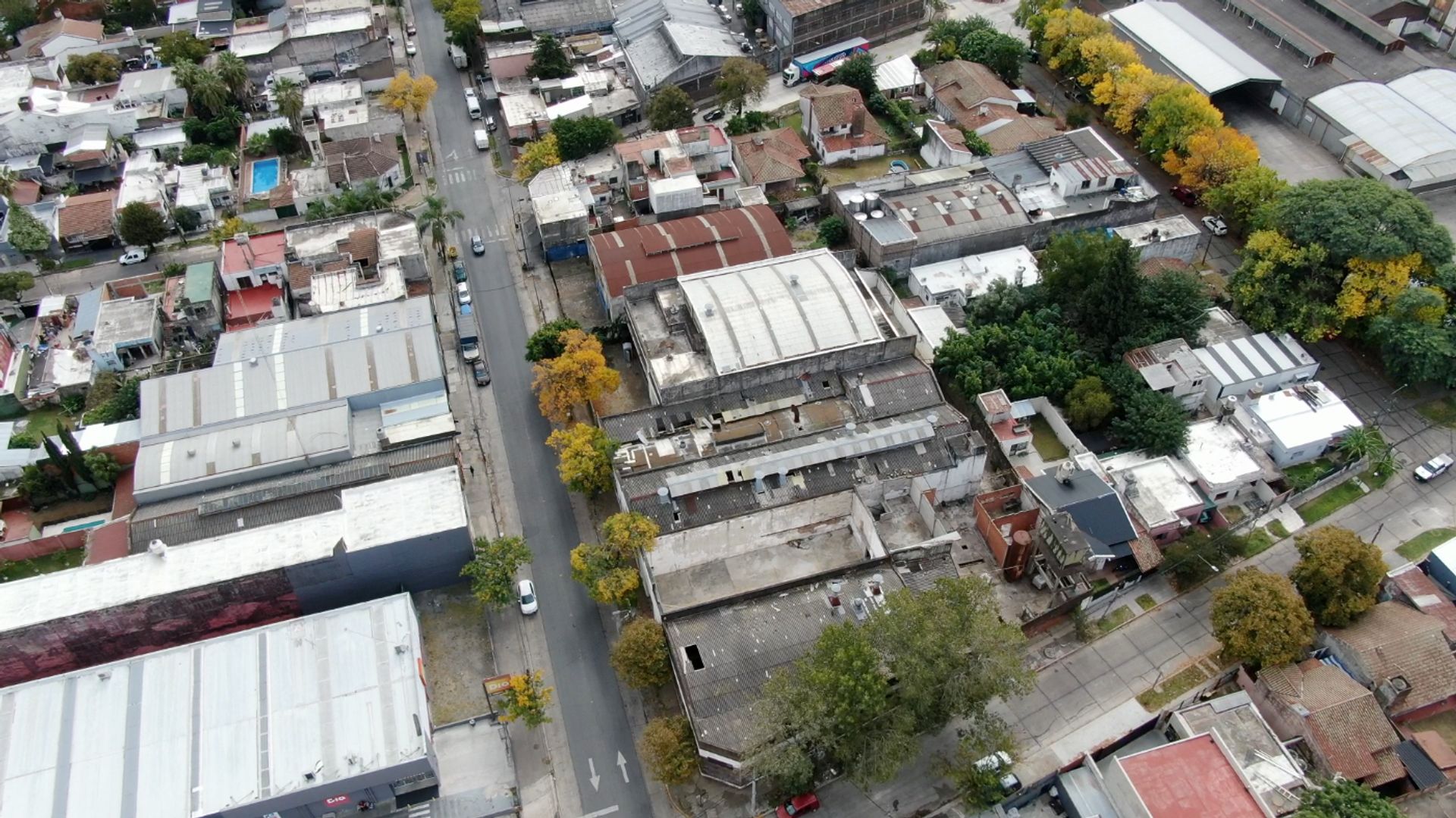 Venta Galpón/ Deposito 2700M2 En Boulogne Inversor