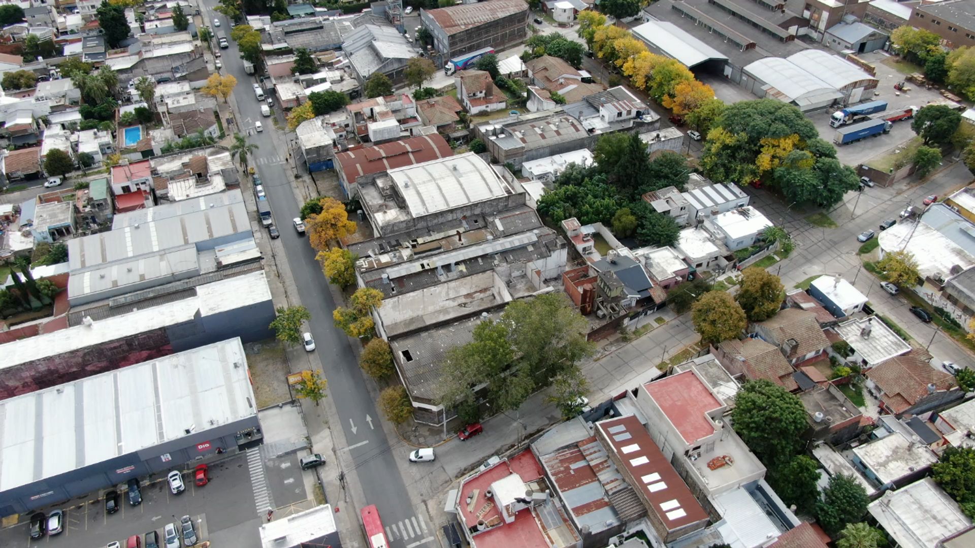 Venta Galpón/ Deposito 2700M2 En Boulogne Inversor