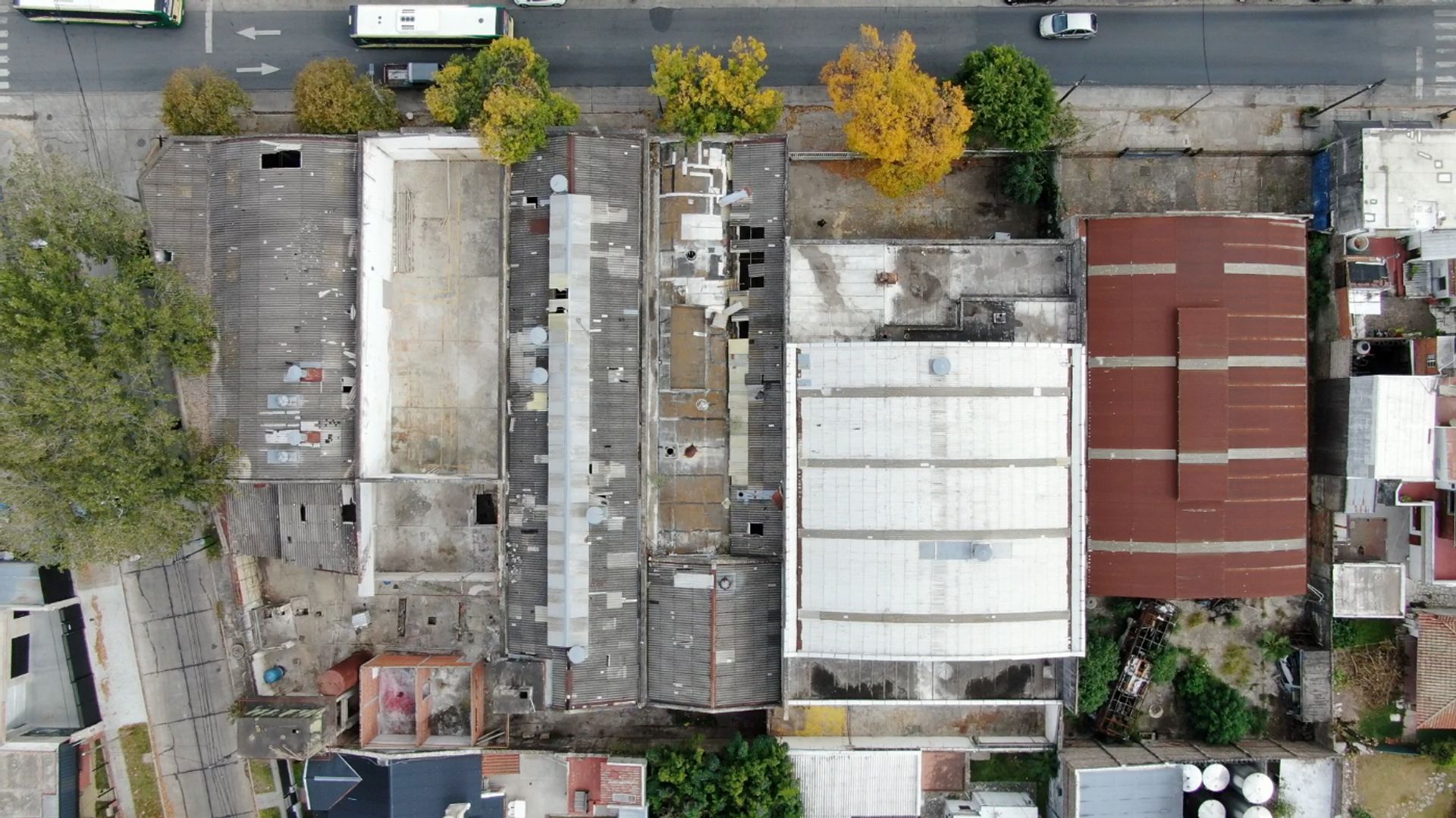 Venta Galpón/ Deposito 2700M2 En Boulogne Inversor