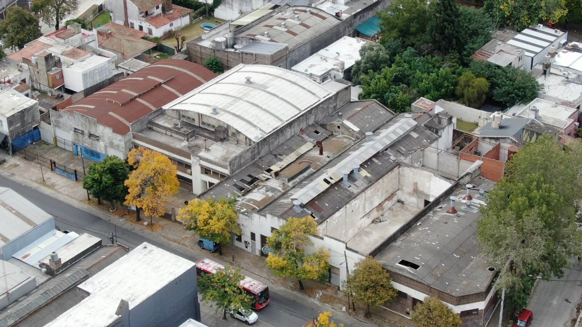 Venta Galpón/ Deposito 2700M2 En Boulogne Inversor