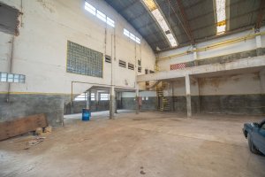Venta Galpón/ Deposito 2700M2 En Boulogne Inversor