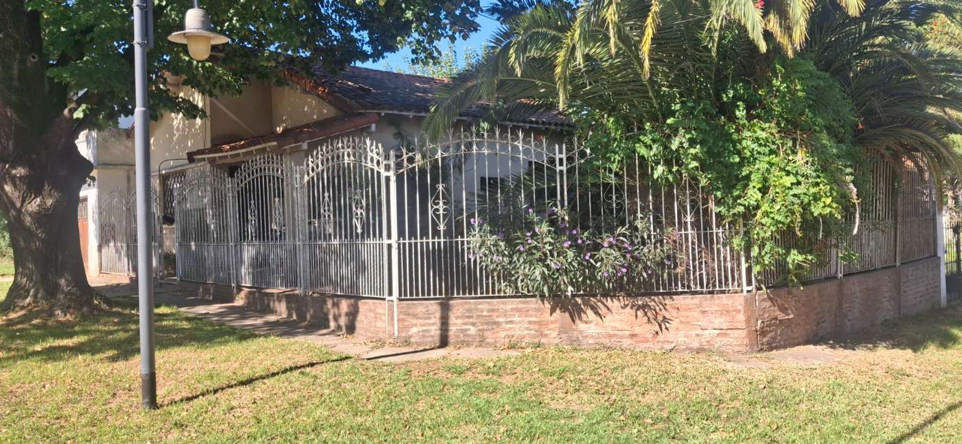 Venta Casa Tres Ambientes En Don Torcuato Garage