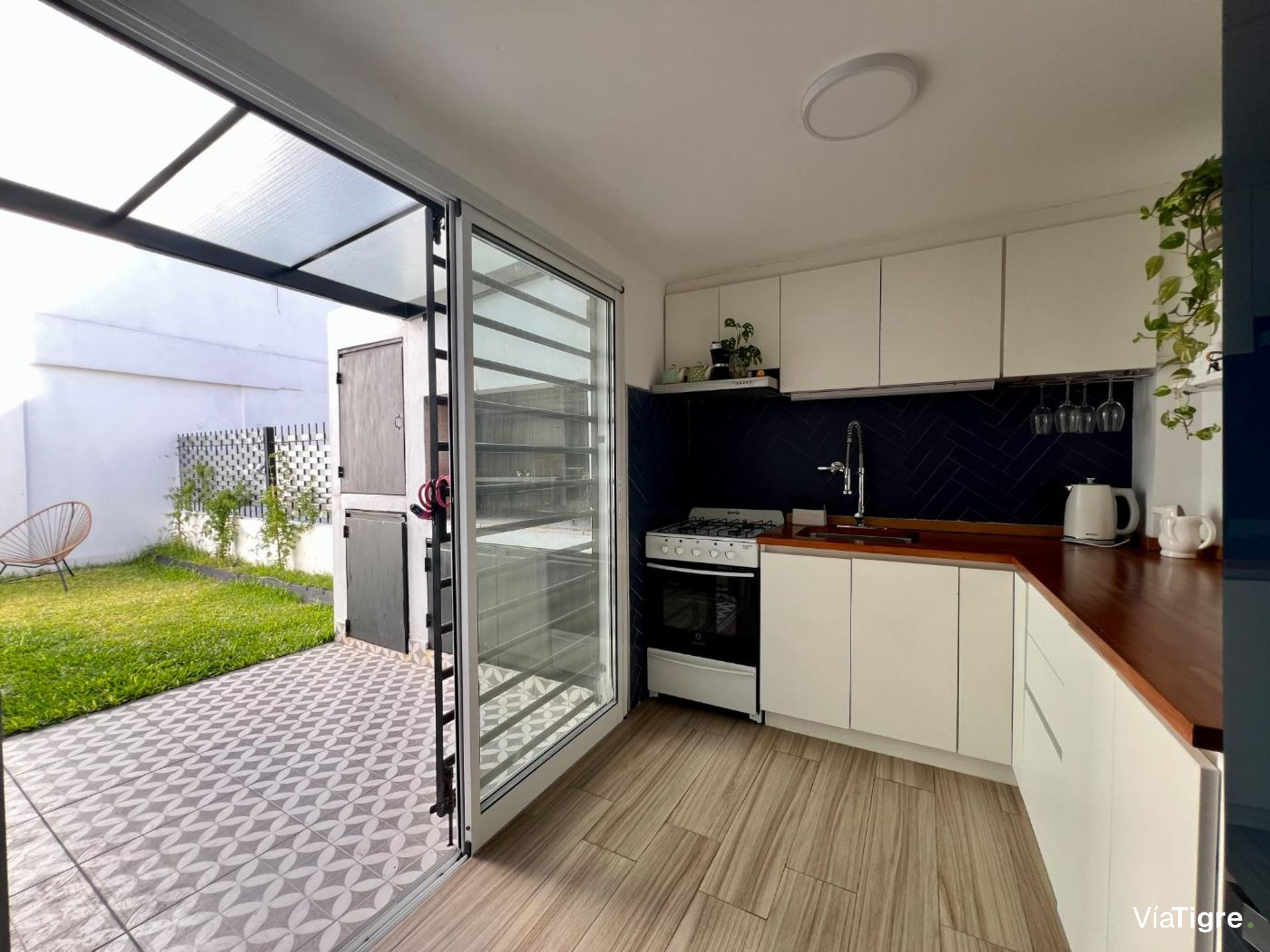 Venta Excelente Ph 2 Amb Jardin Y Parr En Martínez