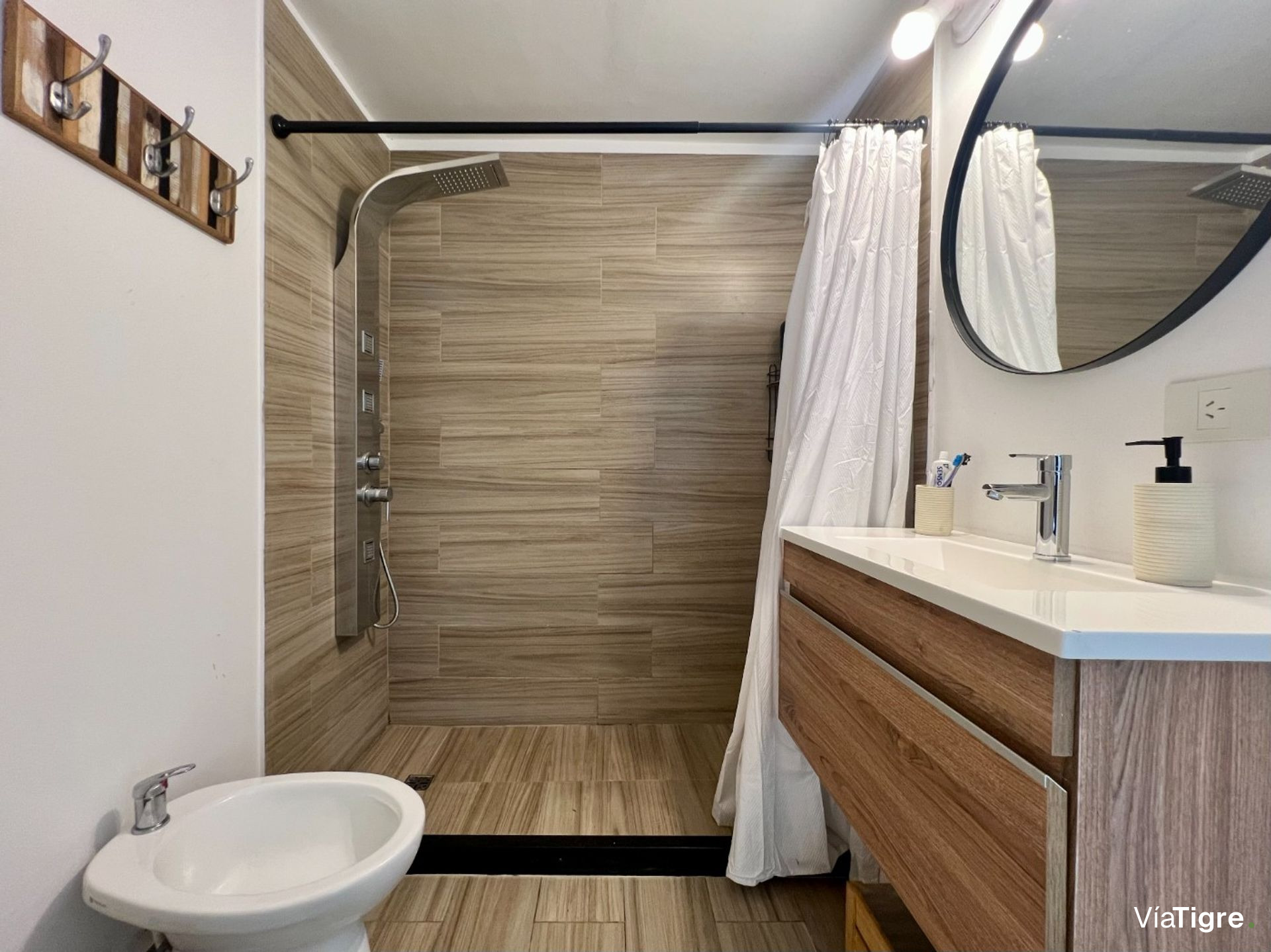 Venta Excelente Ph 2 Amb Jardin Y Parr En Martínez