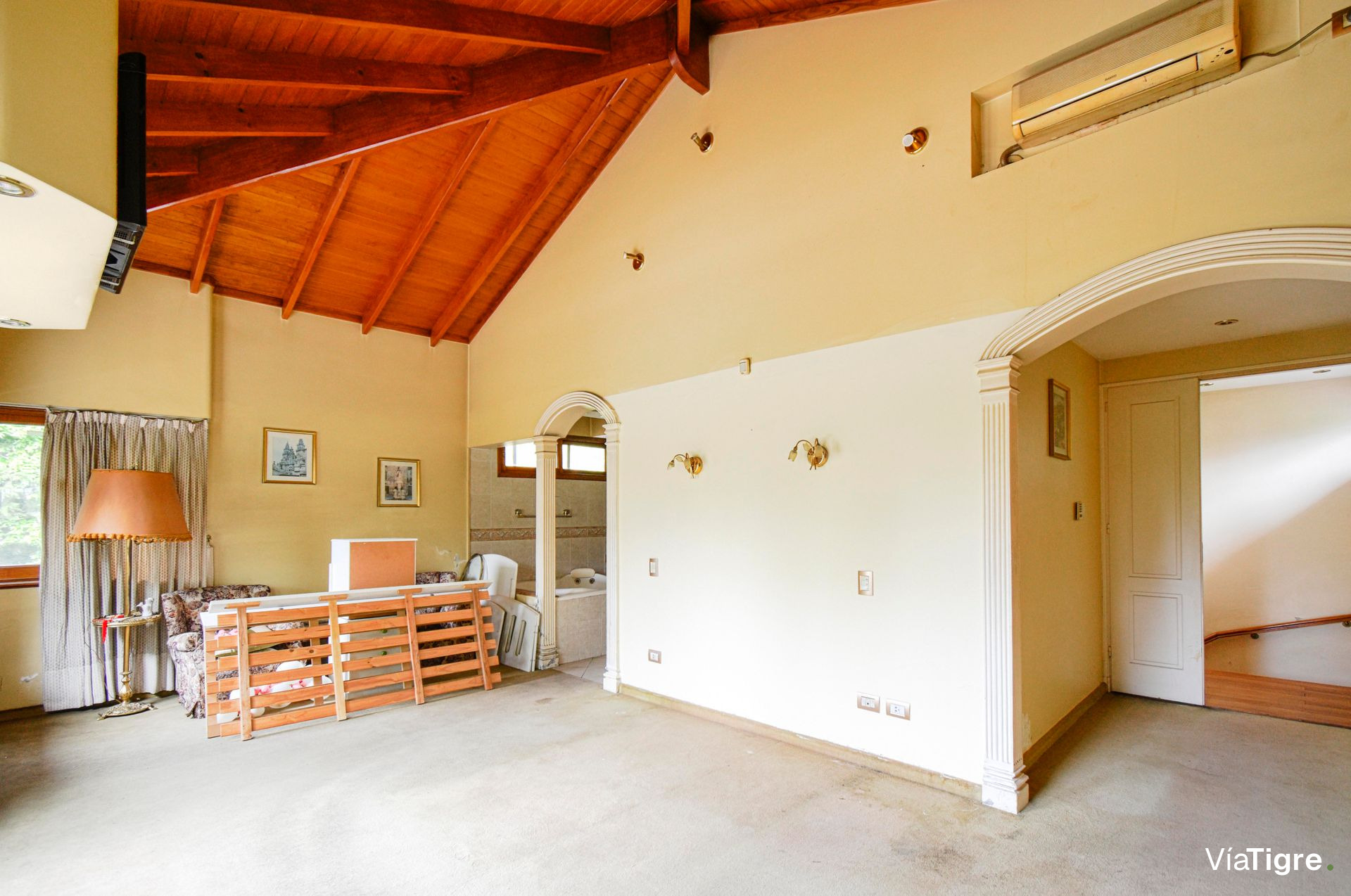 Venta Casa gran terreno Oportunidad