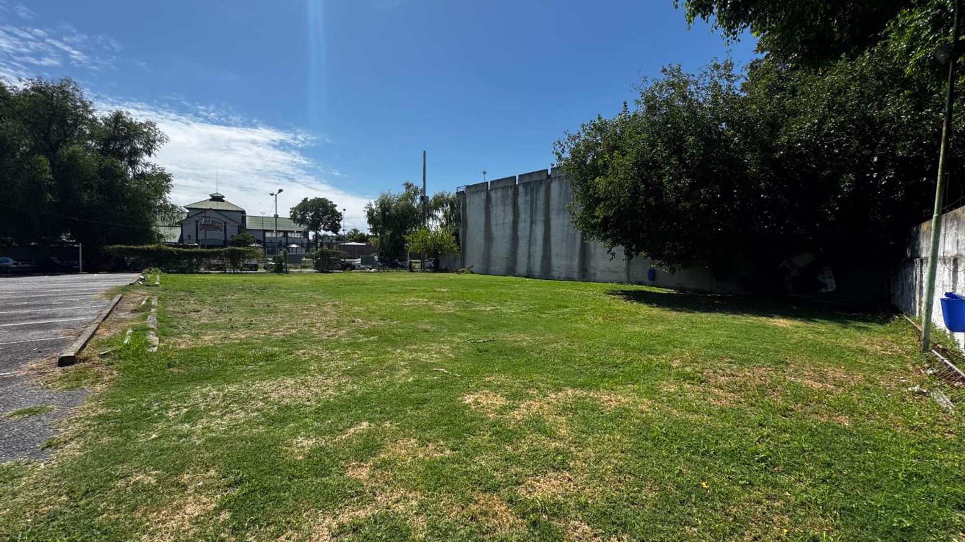 Venta De Triple Frente En Tigre - Puerto De Frutos