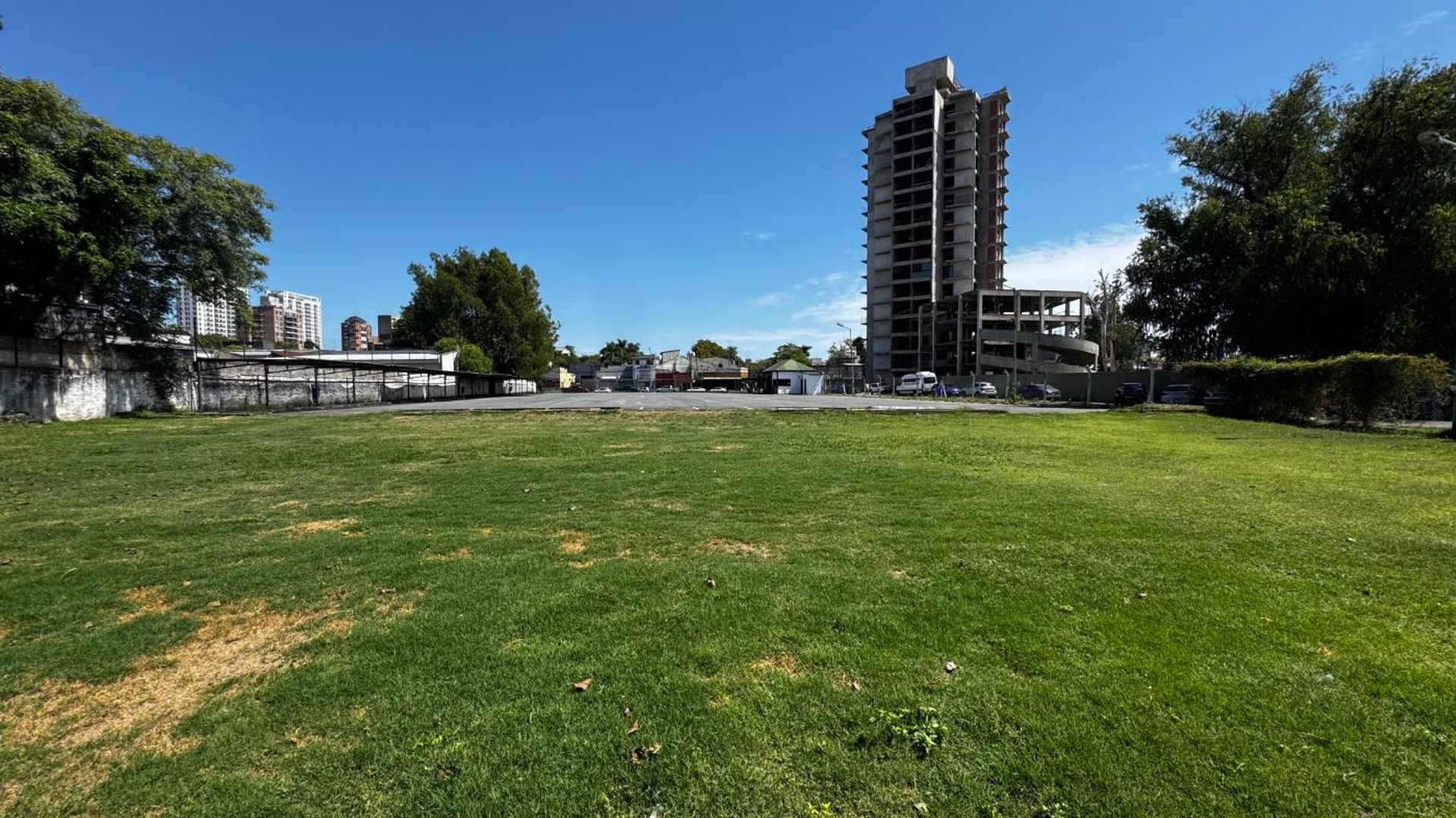 Venta De Triple Frente En Tigre - Puerto De Frutos