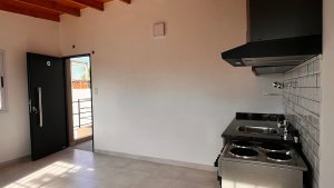 Apartment / Penthouse FOR RENT. 1‑bedroom FOR RENOVATION! WITHOUT EXPENSES