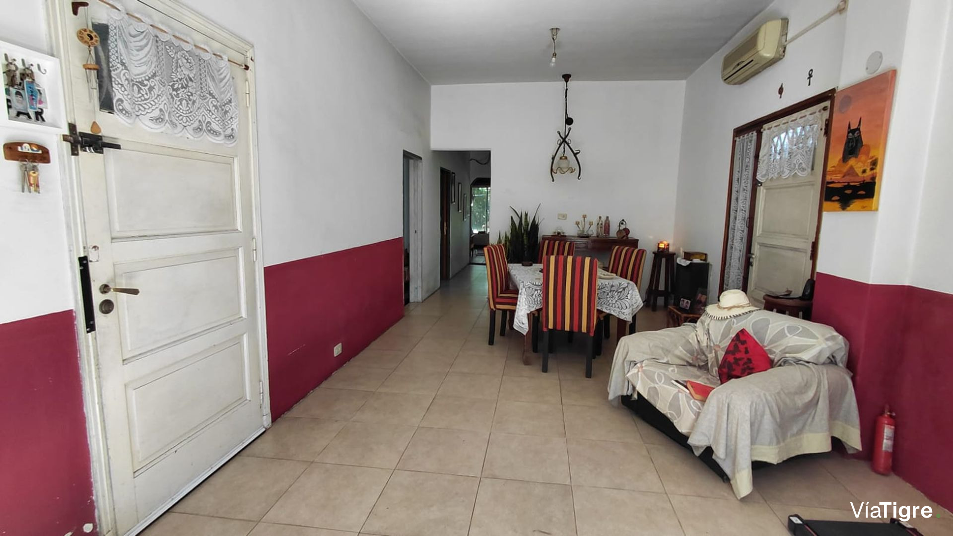 Casa en Venta con parque y cochera Villa Adelina