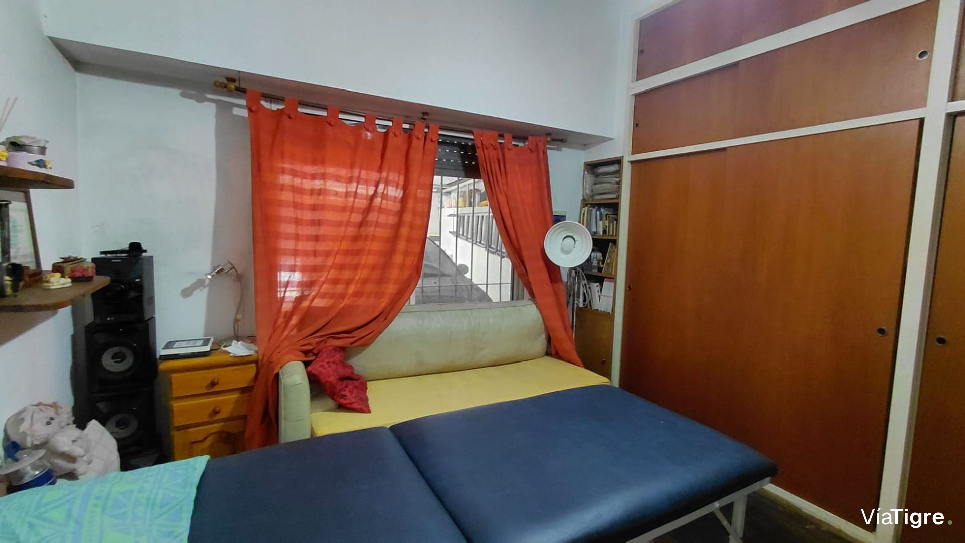 Casa en Venta con parque y cochera Villa Adelina