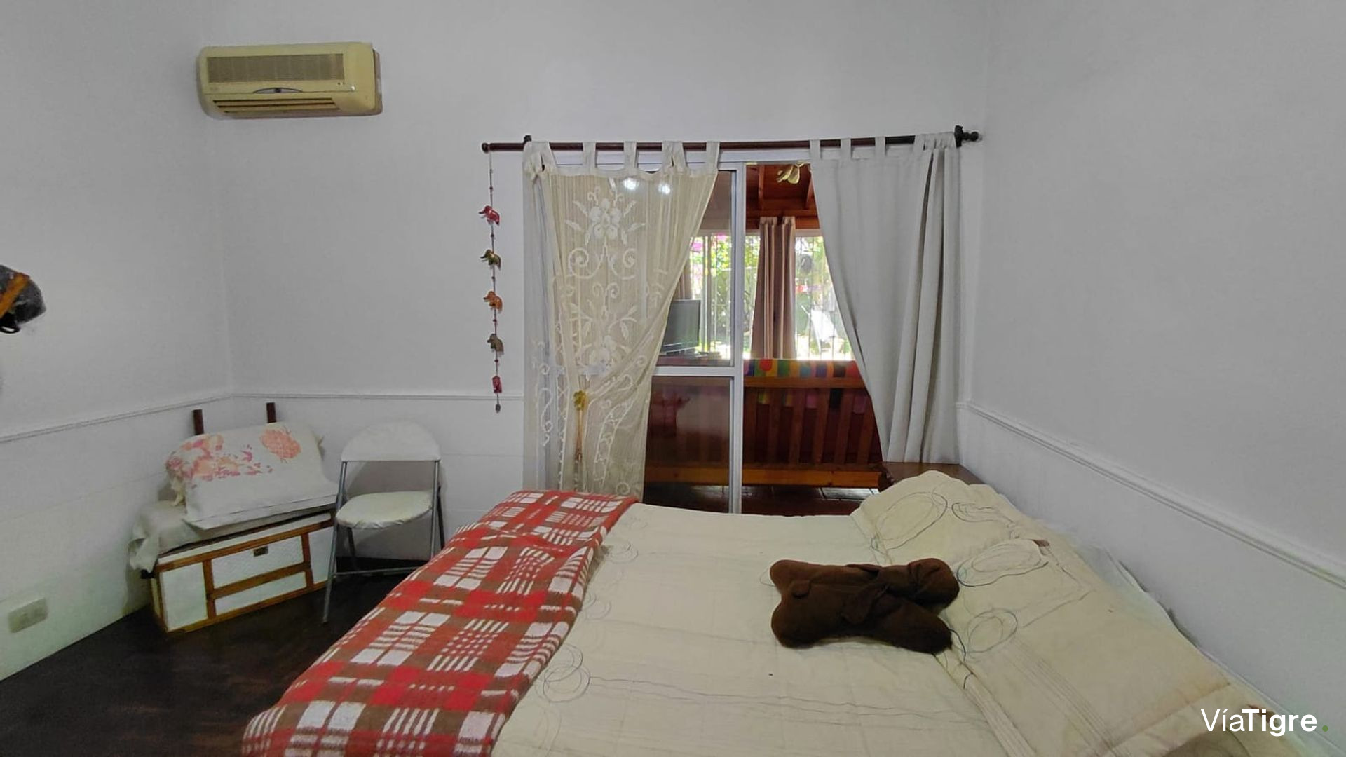 Casa en Venta con parque y cochera Villa Adelina