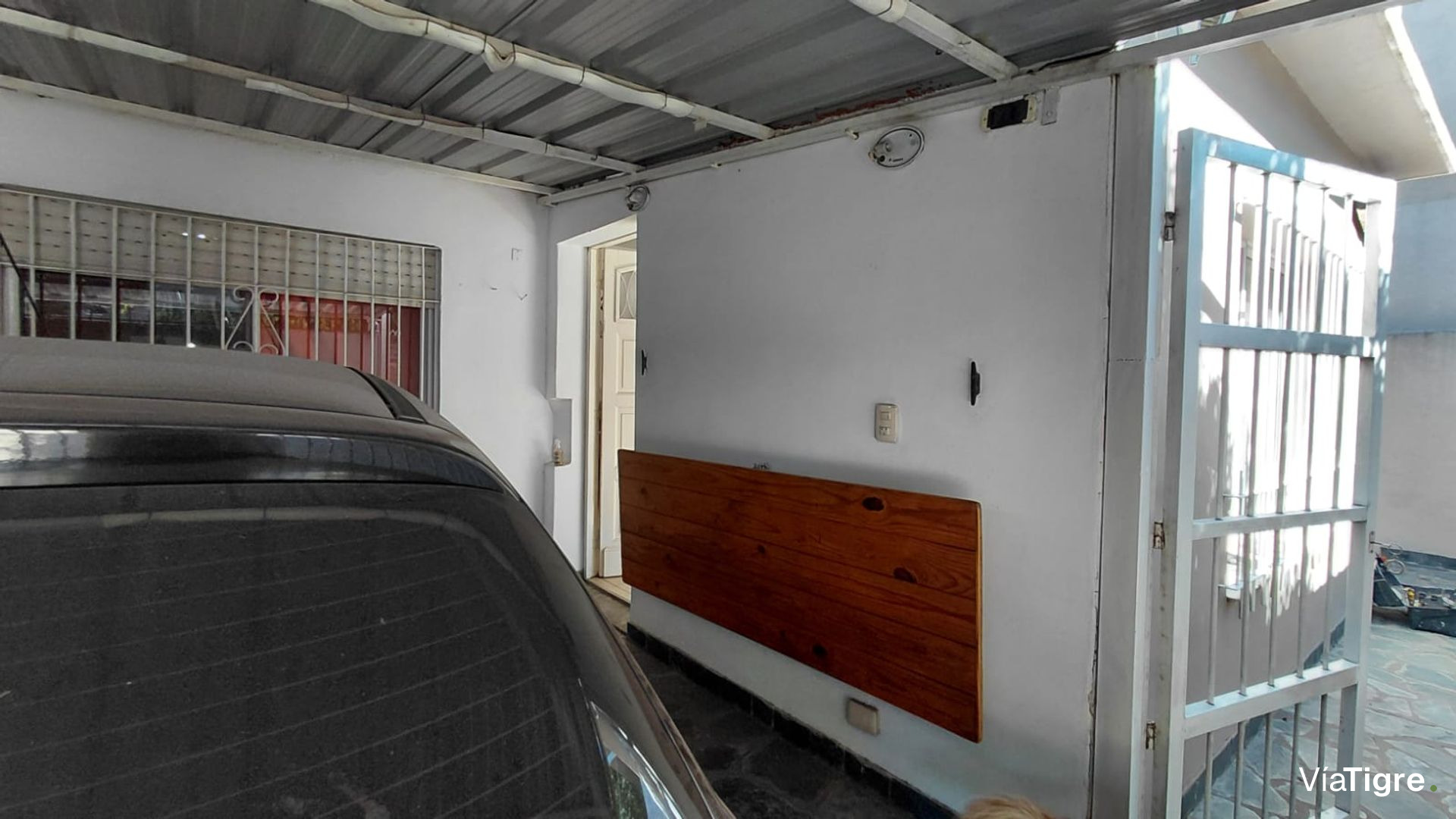 Casa en Venta con parque y cochera Villa Adelina