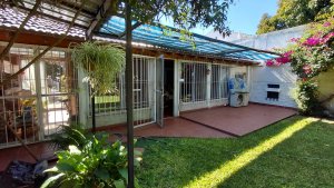 House For Sale with Park and Garage Villa Adelina