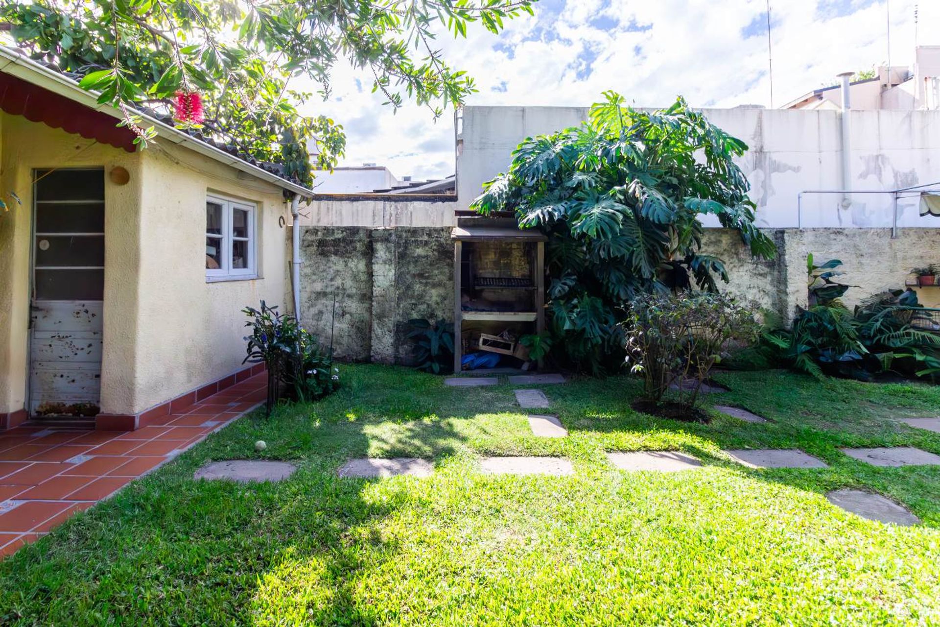 Casa 4 amb Vicente López en PB con amplio jardín
