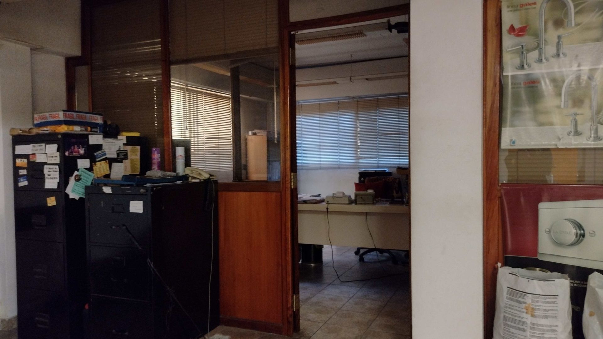 Venta Galpón Victoria