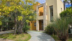 Casa En Venta B. El Atardecer, Rincon De Milberg